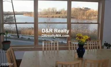 Main picture of 95 Shore Dr