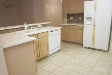 Main picture of 2029 Oak Manor Dr