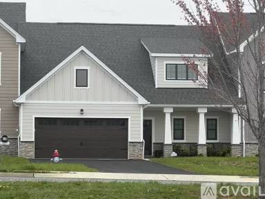 Main picture of 18 Kiley Ln