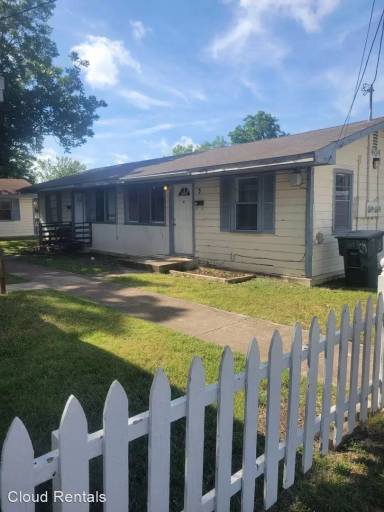 Main picture of 1404 Bundrant Dr
