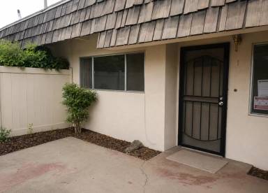 Main picture of 3800 Stockdale Hwy