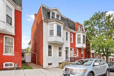 Main picture of 729-731 W Poplar St