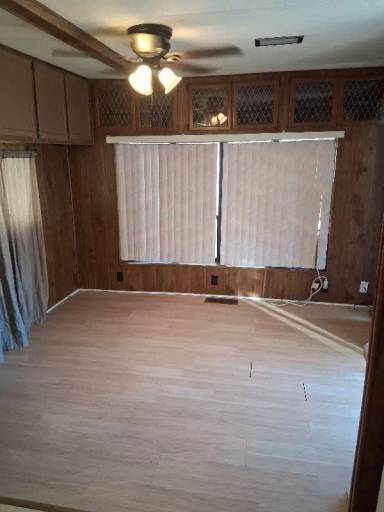Main picture of 275 N Saguaro Dr