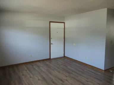 Main picture of 779 S Main St