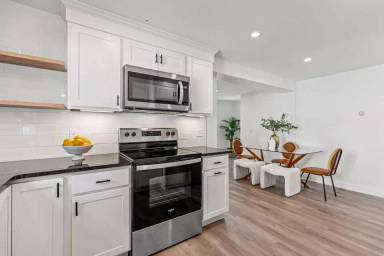Main picture of 14 Clarendon St