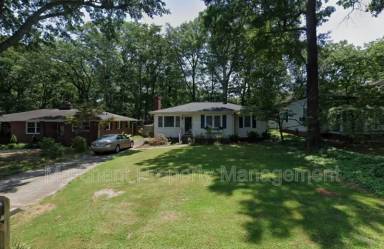 Main picture of 105 Vintage Ave