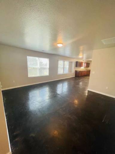 Main picture of 611 Gizelle St