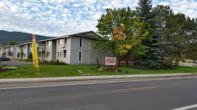 Main picture of 2000 Gekeler Ln