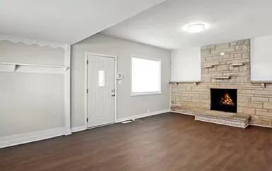 Main picture of 834 Iroquois Ave