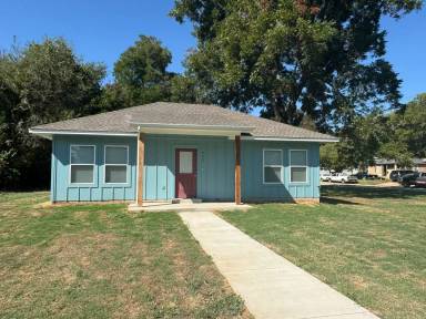 Main picture of 802 S 5th St