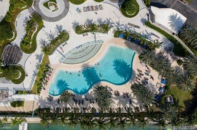 Main picture of Flamingo South Tower