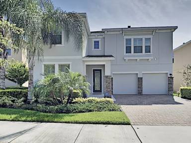 Main picture of 8931 Lookout Pointe Dr