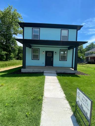 Main picture of 864 N 3rd St