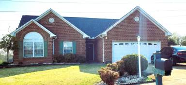 Main picture of 409 Glen Crest Dr
