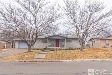 Main picture of 208 Case St
