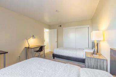 Main picture of 1927 Dwight Way