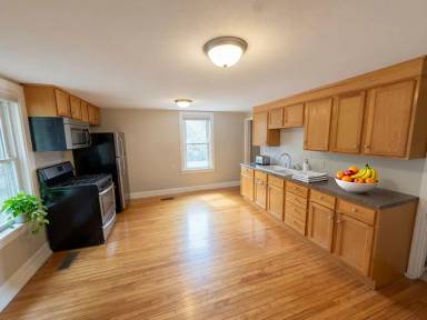 Main picture of 2276 7th St W