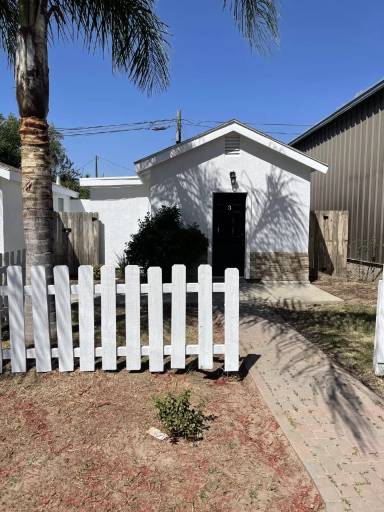 Main picture of 1737 Atwater Blvd