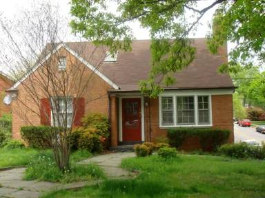 Main picture of 2001 N Glebe Rd