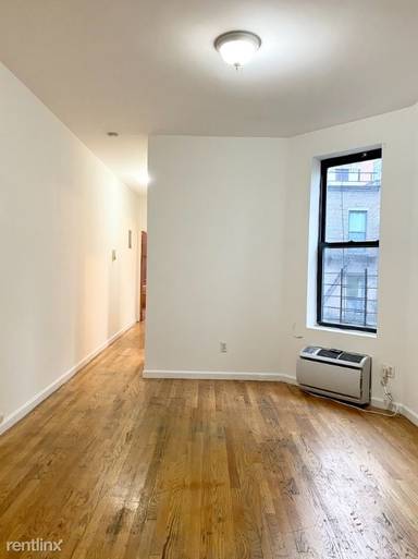Main picture of 158 E 82nd St