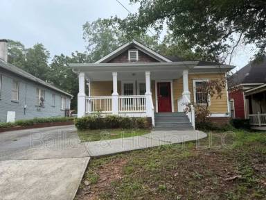 Main picture of 898 Beecher St SW