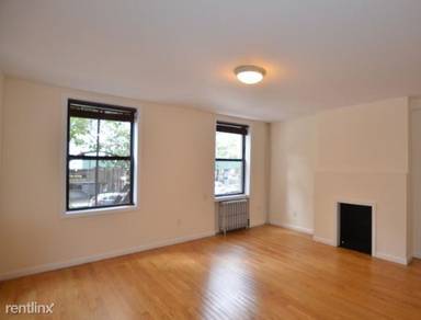 Main picture of 571 3rd Ave