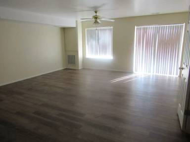 Main picture of 3961 Laurel Ave