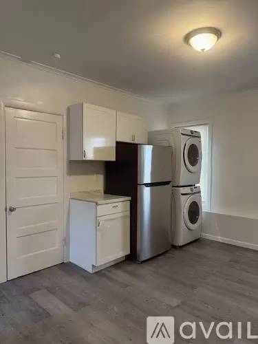 Main picture of 1027 Keyes Ave