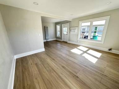 Main picture of 2141 NW 29th St