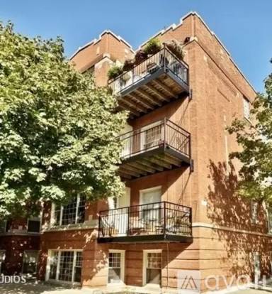 Main picture of 2903 N Rockwell St