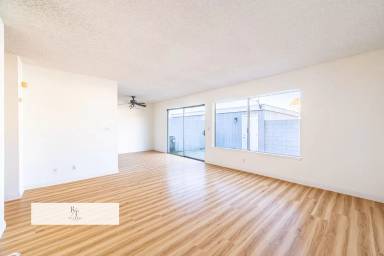 Main picture of 1044 Canyon Spring Ln