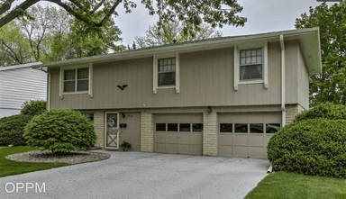 Main picture of 3939 N 101st St