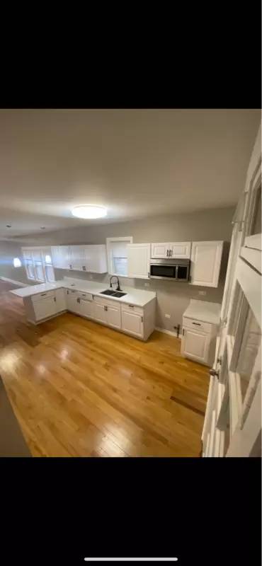Main picture of 4512 N Kasson Ave