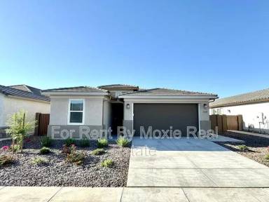 Main picture of 36370 W Leonessa Ave