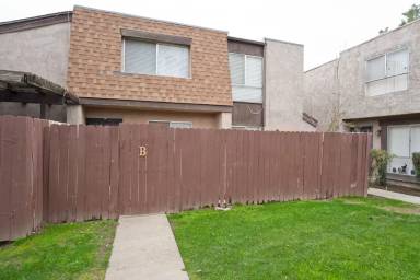 Main picture of 6001 Almendra Ave