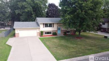 Main picture of 11513 Monroe St NE