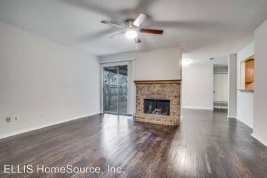 Main picture of 2309 Lucas Dr