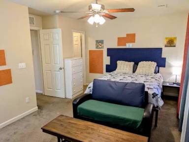 Main picture of 323 Zuniga St