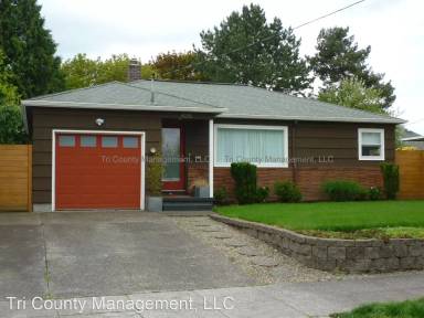 Main picture of 4015 SE 32nd Ave