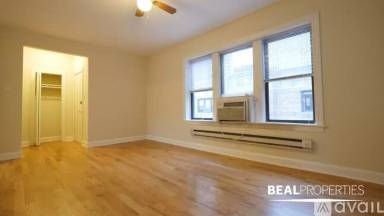 Main picture of 3724 N Pine Grove Ave