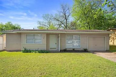 Main picture of 2560 Avenel Dr