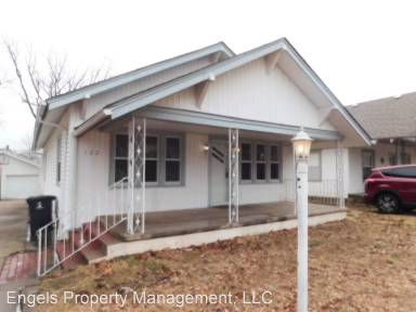 Main picture of 122 N High St