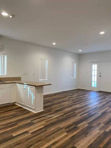 Main picture of 2625 Wellington Rd