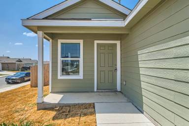 Main picture of 4248 Southton Mere