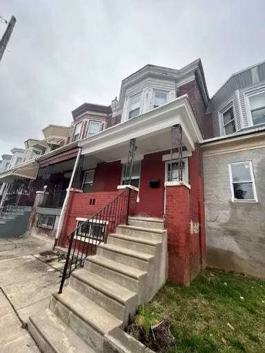 Main picture of 900 S Conestoga St