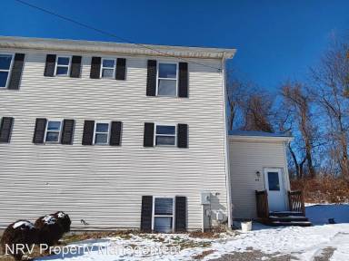 Main picture of 270 Wakeman Ct