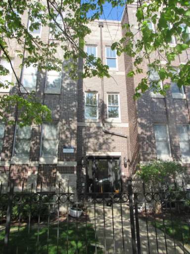 Main picture of 4212 N Ashland Ave