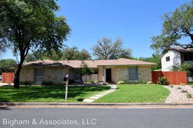 Main picture of 7801 Downing St