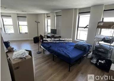 Main picture of 1124-26 Boylston St