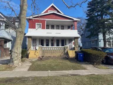 Main picture of 11515 Whitmore Ave